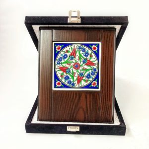 Ahşap Plaket 10x10 Çini Karolu Kadife Kutulu 7