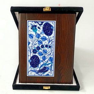Ahşap Plaket 10x20 Çini Karolu Kadife Kutulu 32