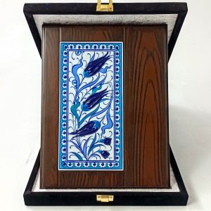 Ahşap Plaket 10x20 Çini Karolu Kadife Kutulu 30