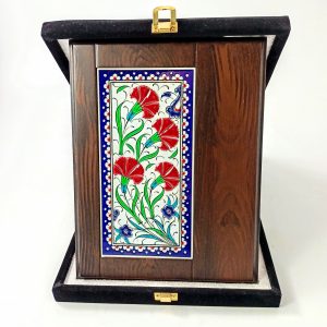 Ahşap Plaket 10x20 Çini Karolu Kadife Kutulu 23