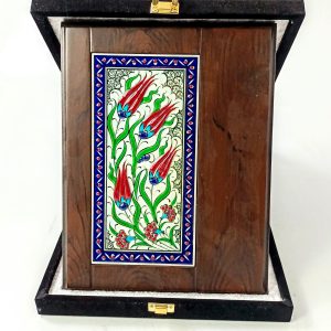 Ahşap Plaket 10x20 Çini Karolu Kadife Kutulu 20