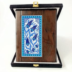 Ahşap Plaket 10x20 Çini Karolu Kadife Kutulu 19