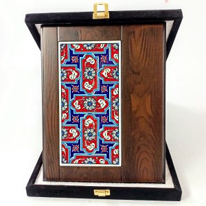 Ahşap Plaket 10x20 Çini Karolu Kadife Kutulu 2