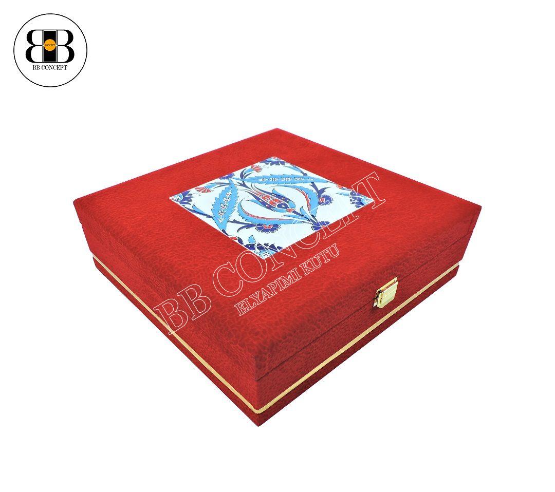 Çiçek ve Hediye Kutusu Çini Karolu Lüks Desenli Kadife Metal Şeritli - Görsel 2