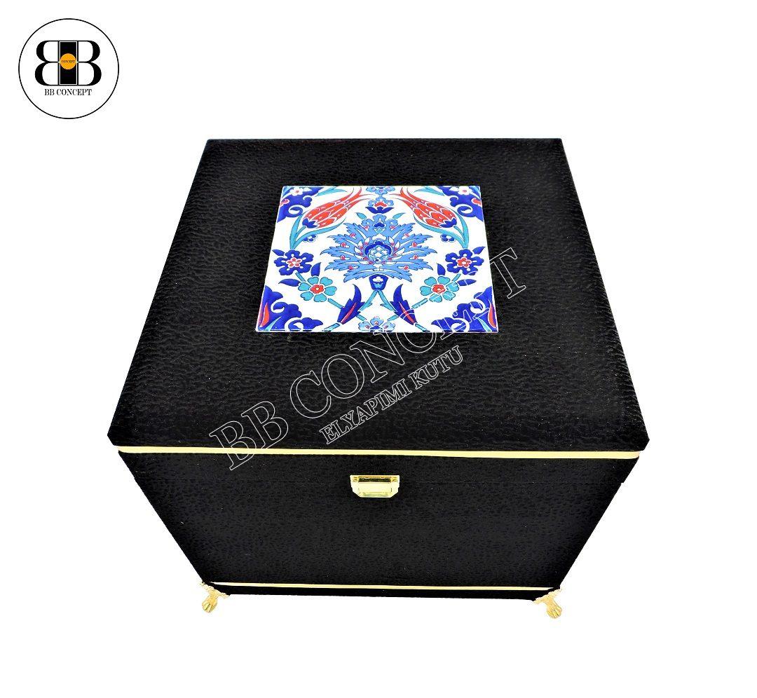 Çiçek ve Hediye Kutusu Çini Karolu Lüks Desenli Kadife Metal Şeritli - Görsel 4
