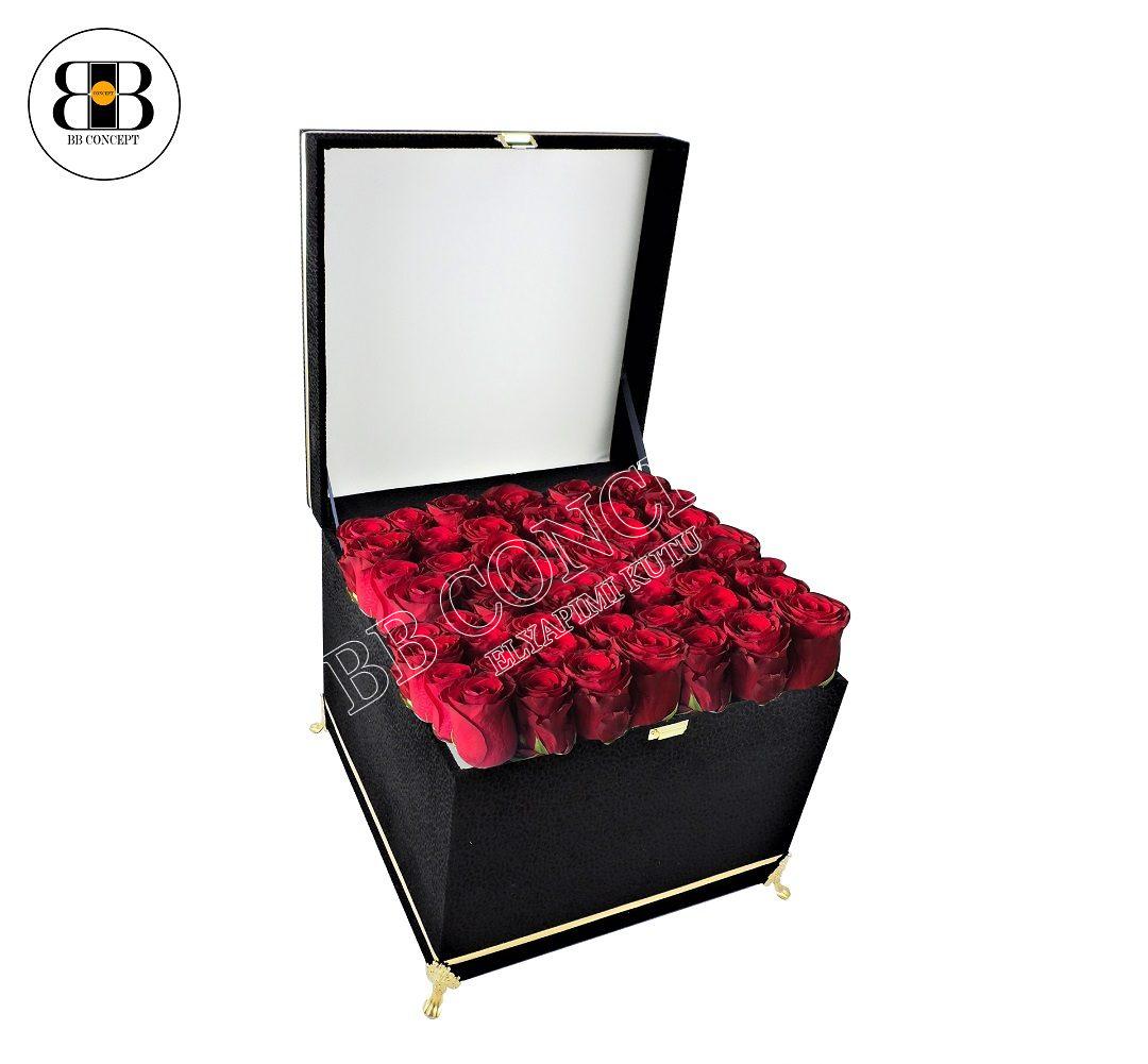 Çiçek ve Hediye Kutusu Çini Karolu Lüks Desenli Kadife Metal Şeritli - Görsel 6