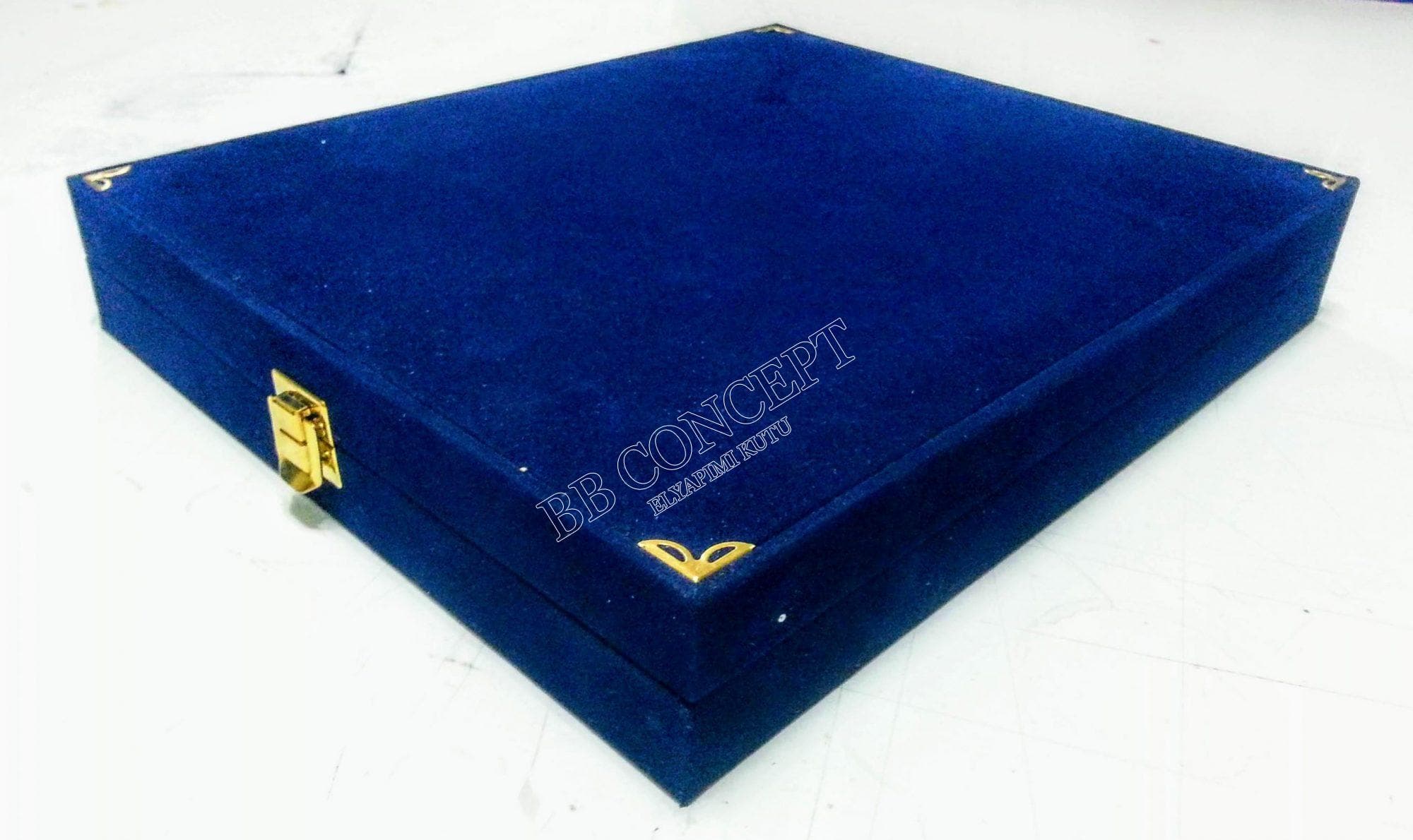 Kadife Plaket Kutusu 20x20 Karolu Kadife Kutulu - Görsel 4