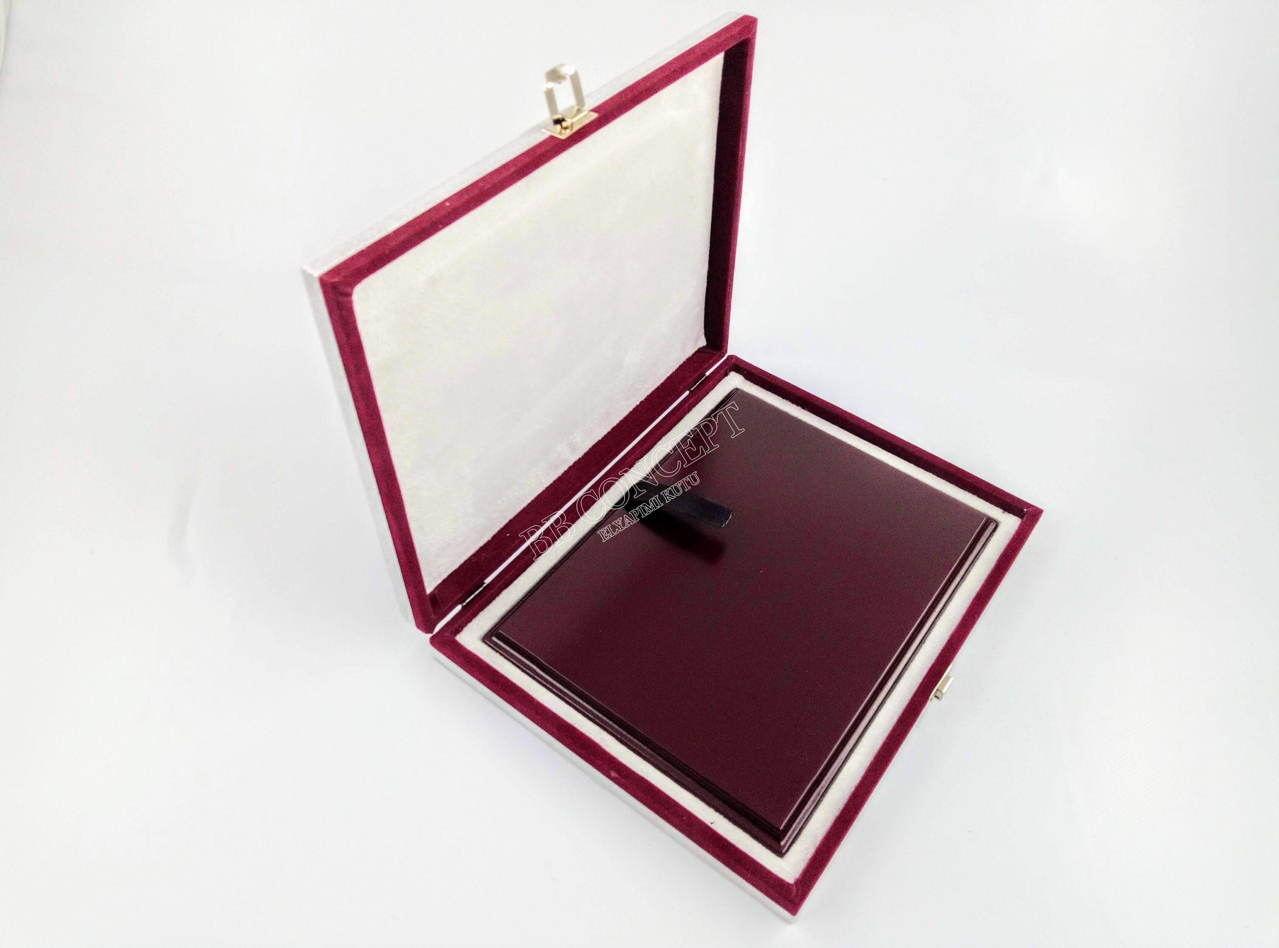 Ahşap Plaket 16x20 Kadife Kutulu Bordo (Yatay) - Görsel 7
