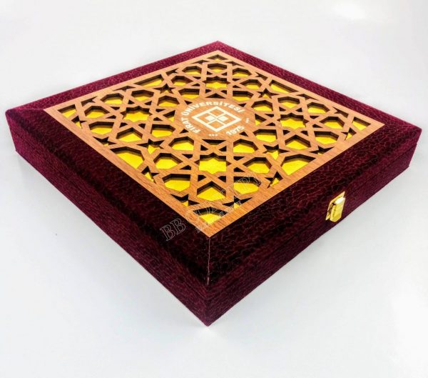 kadife kutu