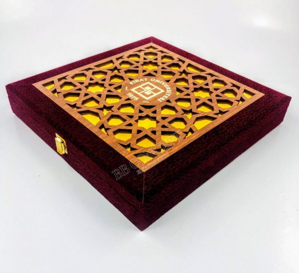 kadife kutu
