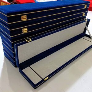 KILIÇ KUTUSU DESENLİ KADİFE LÜKS