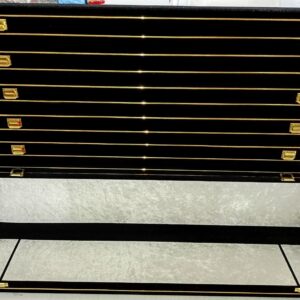 KILIÇ KUTUSU DESENLİ KADİFE LÜKS