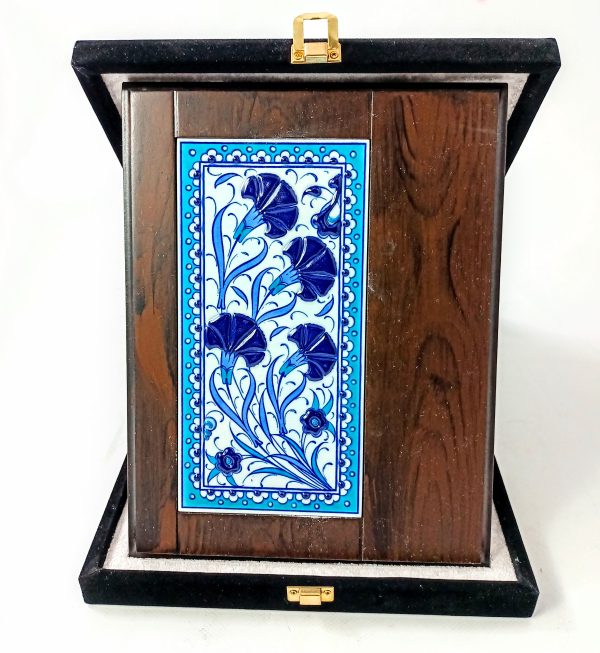 Ahşap Plaket 10x20 Çini Karolu Kadife Kutulu 24