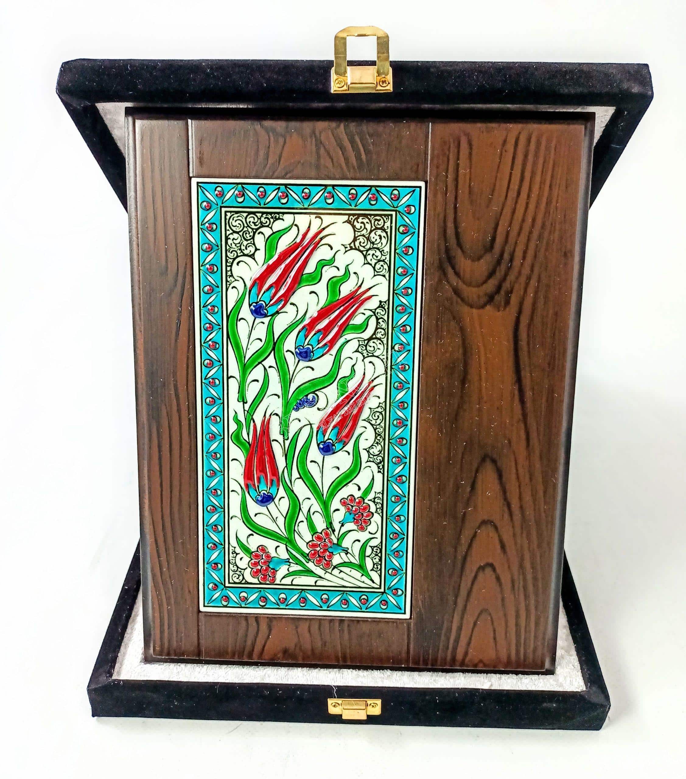 Ahşap Plaket 10x20 Çini Karolu Kadife Kutulu 21