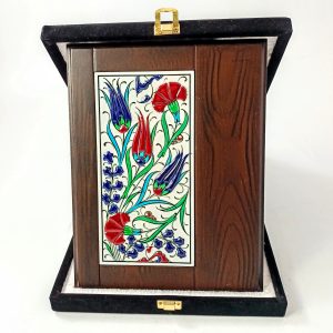 Ahşap Plaket 10x20 Çini Karolu Kadife Kutulu 16