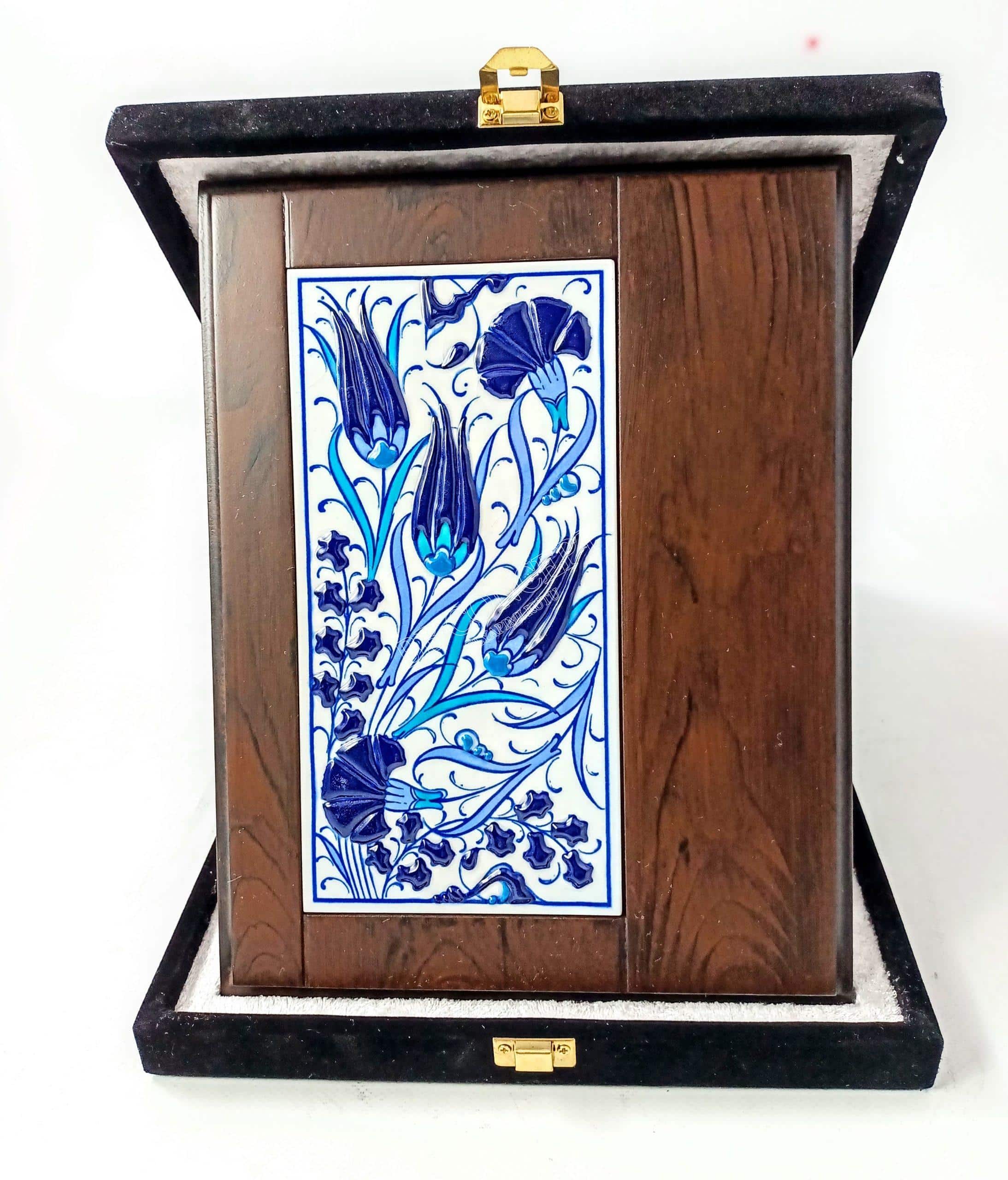 Ahşap Plaket 10x20 Çini Karolu Kadife Kutulu 15