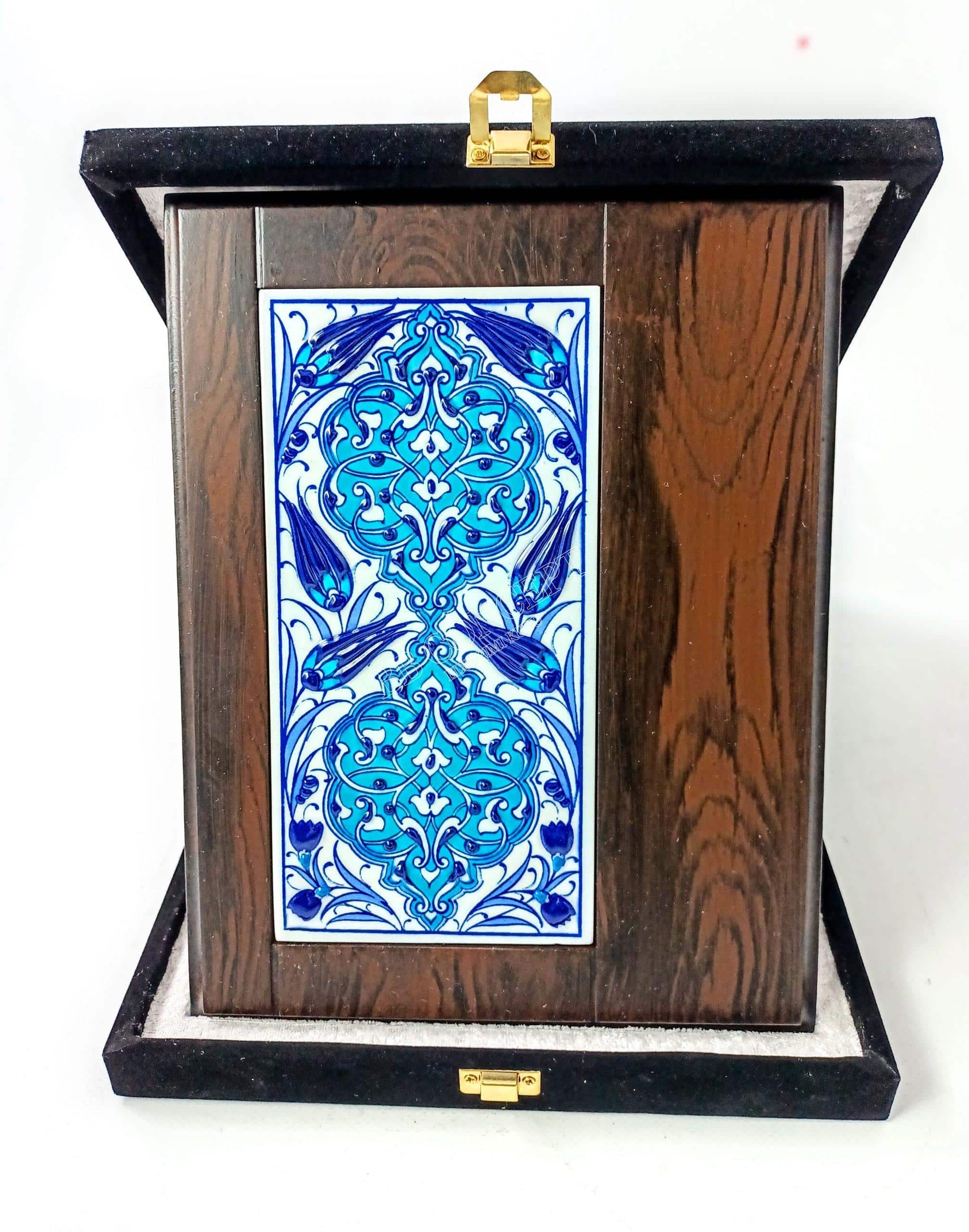 Ahşap Plaket 10x20 Çini Karolu Kadife Kutulu 12