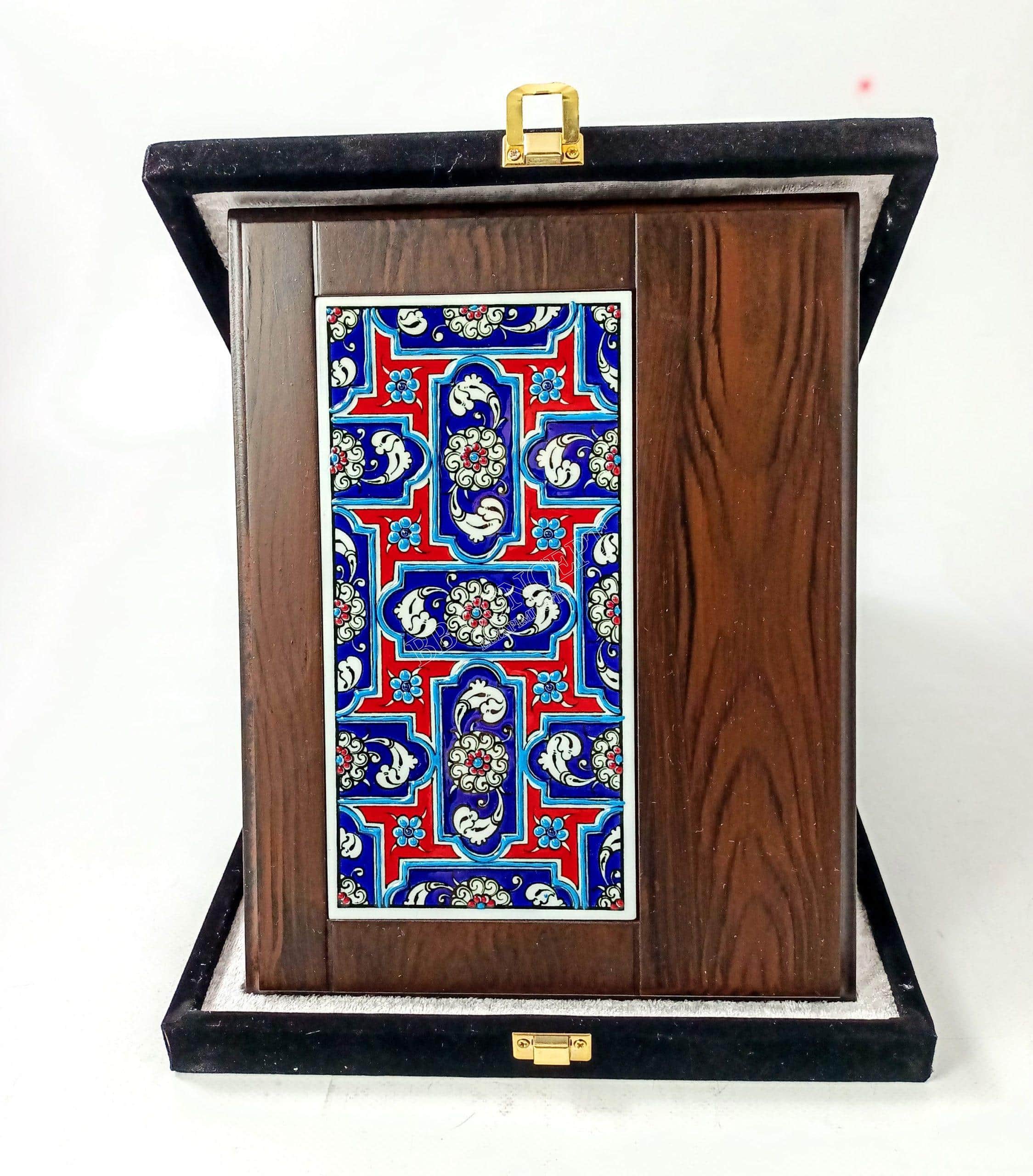 Ahşap Plaket 10x20 Çini Karolu Kadife Kutulu 3