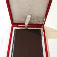 Ahşap Plaket 16x20 Kadife Kutulu Kırmızı (Dikey) - Görsel 3