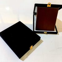 Ahşap Plaket 16x20 Kadife Kutulu Siyah (Dikey)